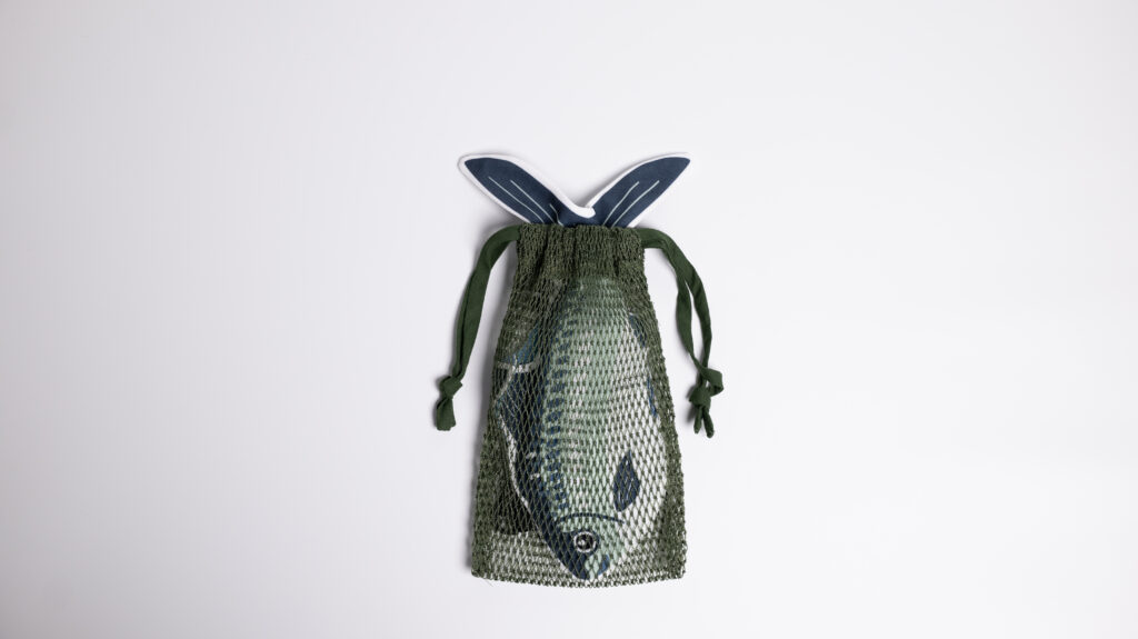 Ｍilkfish牛奶魚(虱目魚)側包 taiana milkfish bag